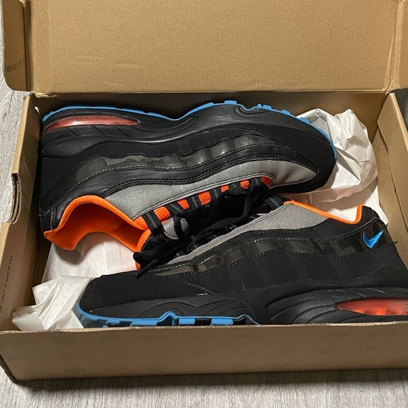 NIKE AIR MAX 95 GS Women’s Size 8-8.5 perfect condition in box - Picture 2 of 10